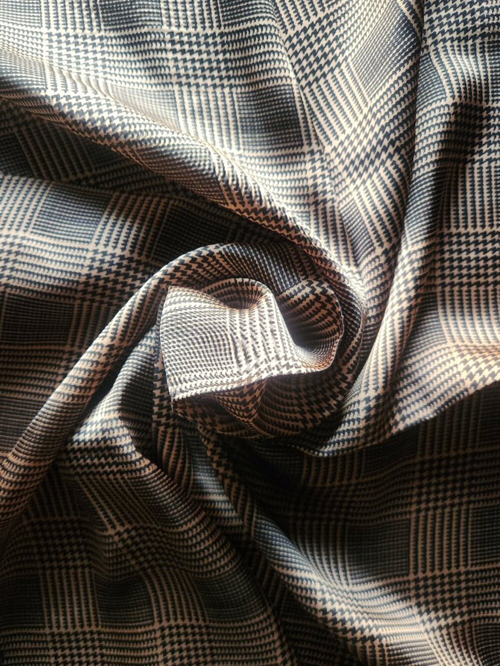 BLACK & Coffee HOUNDSTOOTH Poly-Silk 27” Square SCARF by ORNAMENTS